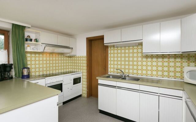 Splendid Apartment in Uderns near Hochzillertal Ski Area