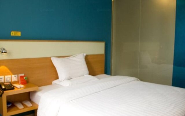 7 Days Premium Guangzhou Huashi Station Branch