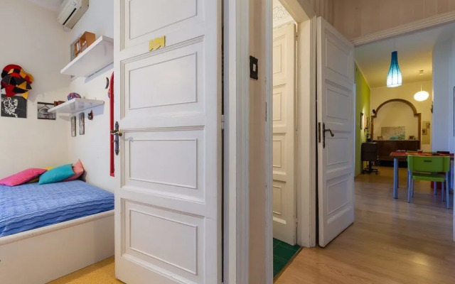 Flat 3 Bedrooms 2 Bathrooms - Naples