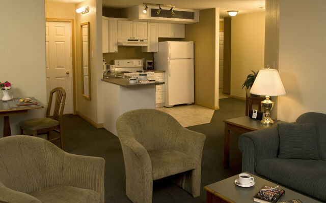 Nomad Hotel and Suites