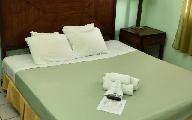 Room in Guest Room - Aanola Villas 6a Tranquil Privy Bedroom