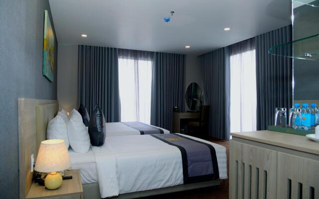 Hera Luxury Hotel