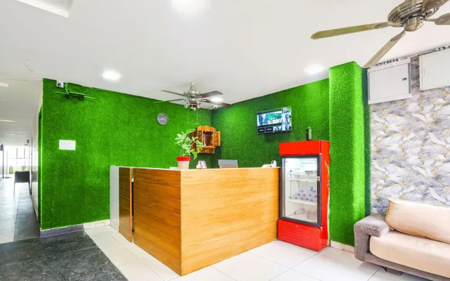 Fabhotel Galaxy Suites