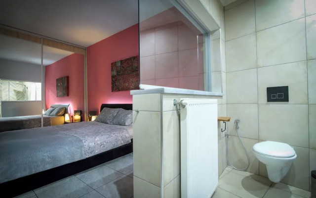 Krousonas Mountain View Suite