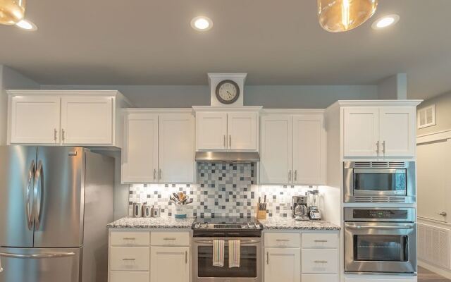 Marlin Madness 909 by RedAwning