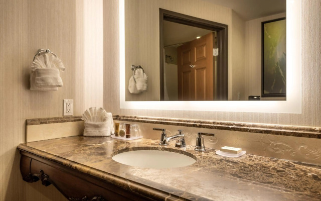 Ayres Hotel Seal Beach - Cypress