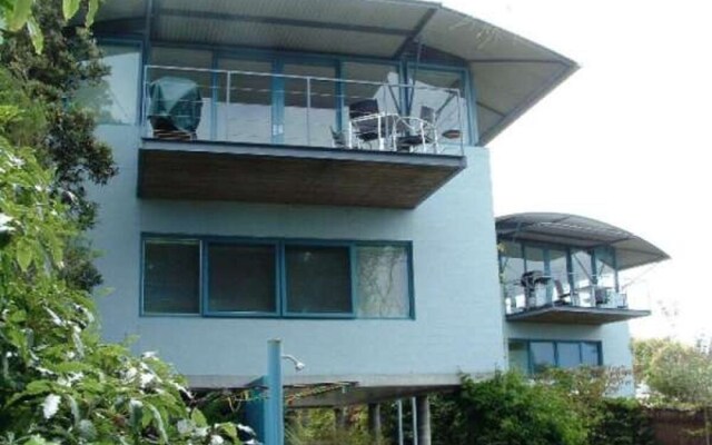 Beach House 2 - Tura Beach