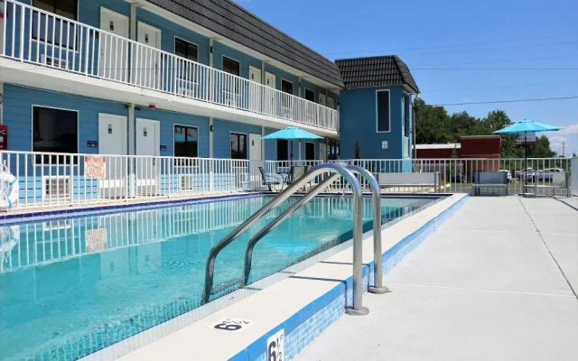 Monte Carlo Inn