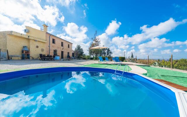 SON GUAL - Apartment with private pool in Inca. Free WiFi