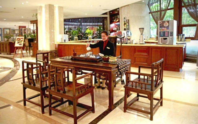 Zenec Elegant Hotel