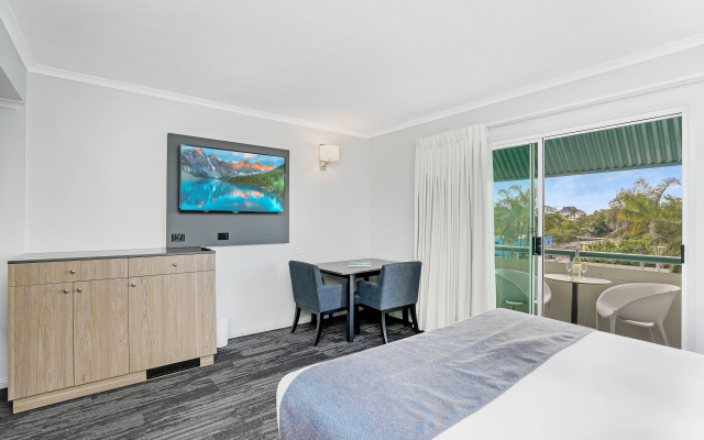 Cairns Sheridan Hotel – Guest Rooms – Cairns