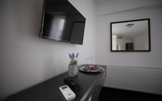 Urban 7 Residence