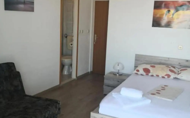 Azure Hvar Residence