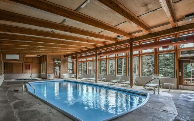 Lodgepole 2003 by SummitCove Vacation Lodging