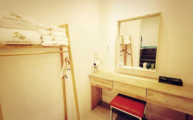Gapyeong FS Pool Villa Pension