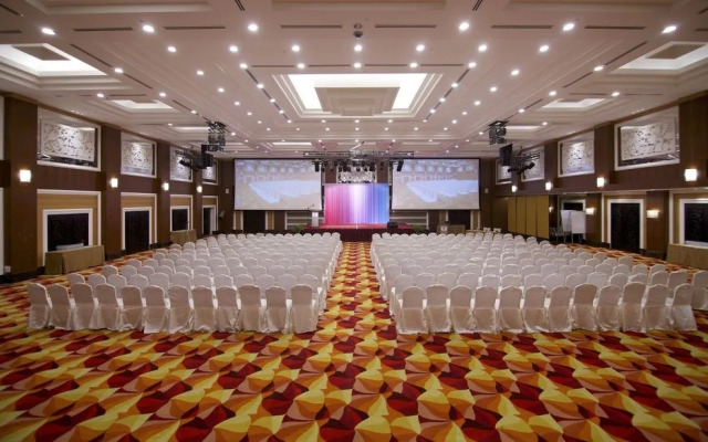 Sam Suite D´Perdana