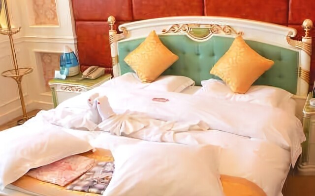 Dong Xing Grand Hotel
