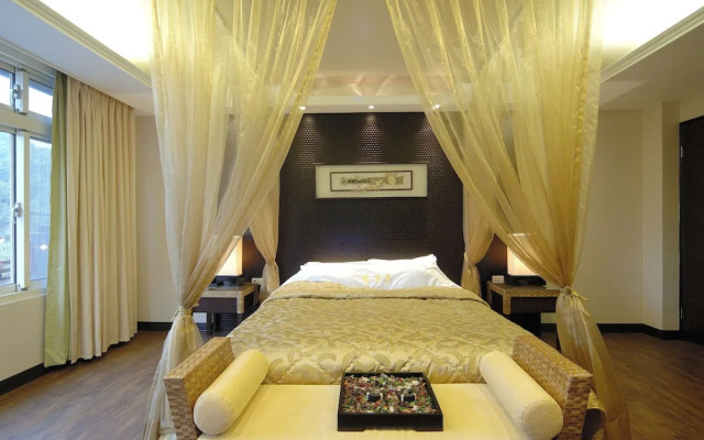 Chi Meng Rou Holiday Villa