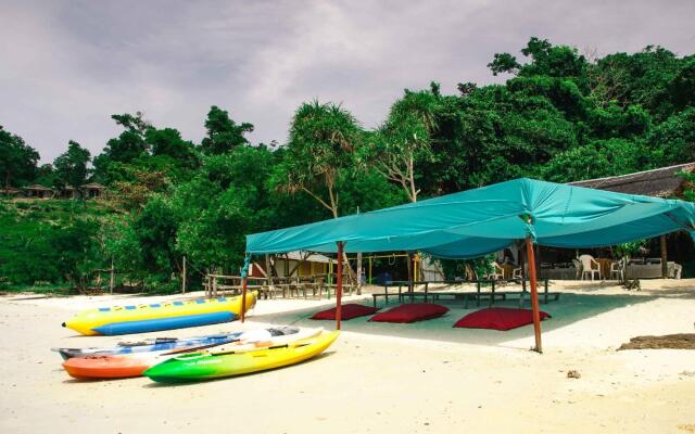 Usukan Cove Lodge