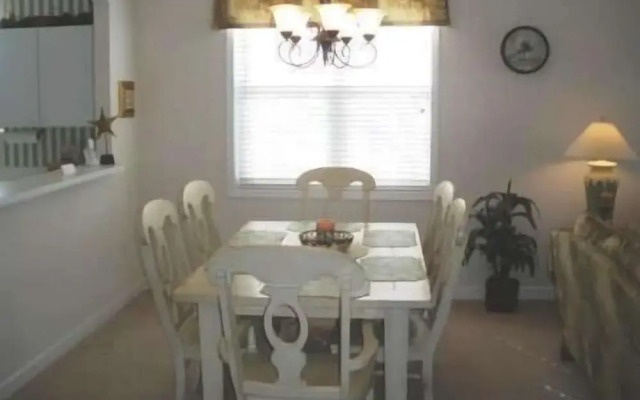 221 Cypress Bend
