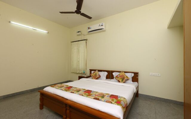 OYO 9785 Home Spacious 3BHK Rock Beach