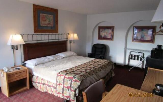 North Country Inn & Suites