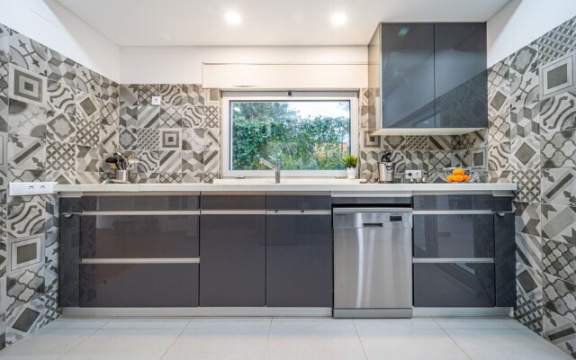 Villa Veneza by Hellovacations