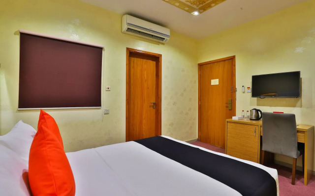 Capital O 338 Asian Hotel