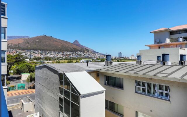 Mouille Point Apartment