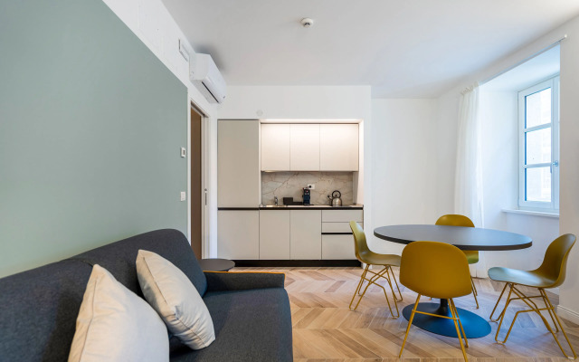 Domo Premium Apartments - Trieste Mazzini