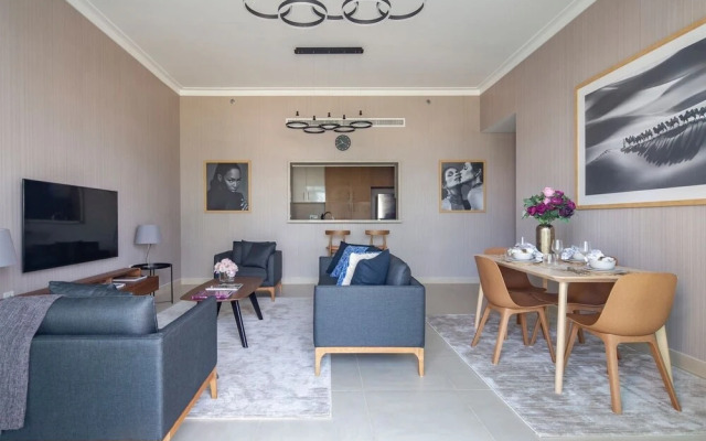 Modern 2BR w/ Tranquil Ambience in Emirates Hills!
