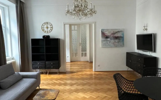 Atelier Lomani