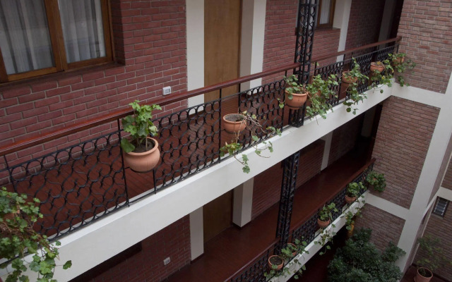 San Isidro Inn