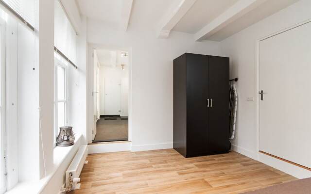 Canal Apartment Donkere Gaard