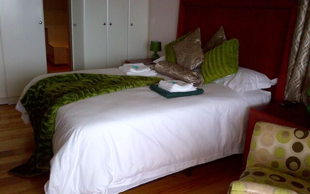 Empoza Sea View Guest House