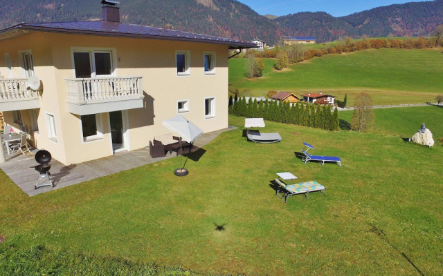 Spacious Villa With Garden in Hinterthiersee