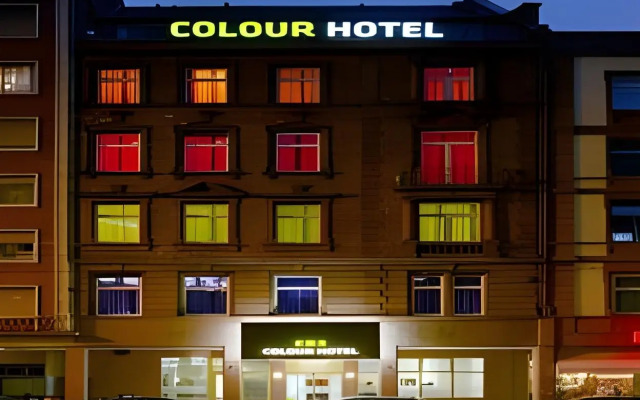 Colour Hotel