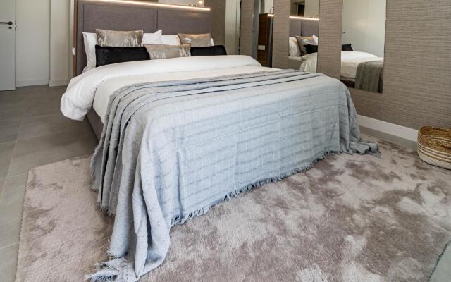 Oasis325- Top class penthouse with stunning views