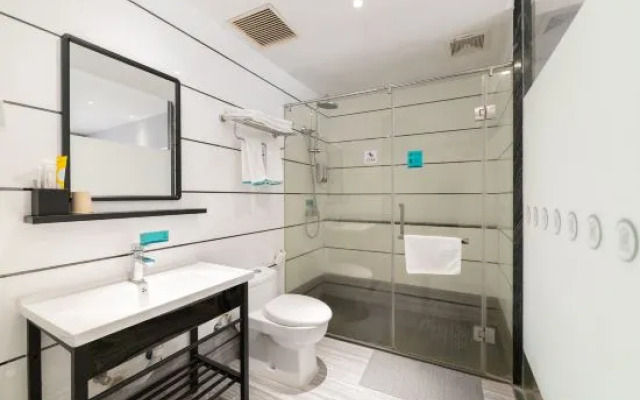 City Convenience Hotel (Shantou High Speed Railway Station Longhu Branch)