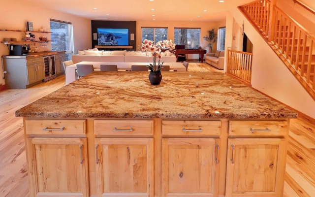 The Elevator House Sleeps 10!