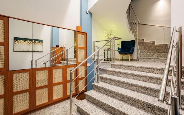 Georgia seaview apartment B1