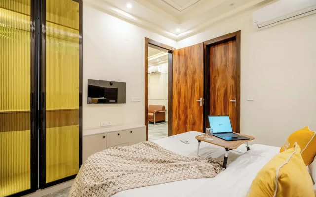 Lime Tree 1BHK Service Apartment Gurgaon