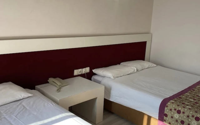 Halıcı Termal Otel