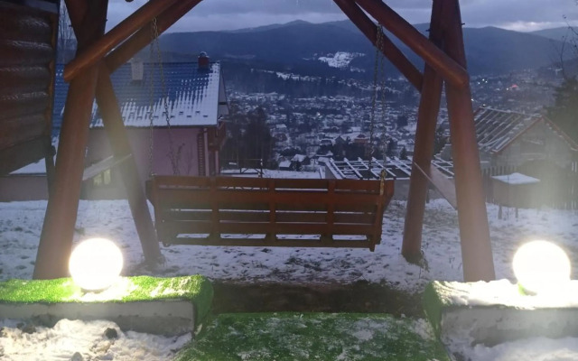 Сімейний котедж КРАЄВИД