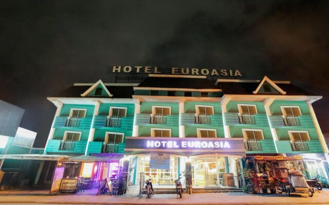 OYO 252 Hotel Euroasia (Vaccinated Staff)