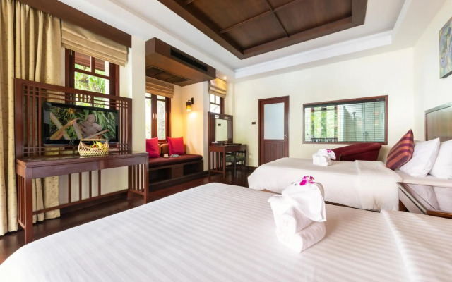 Khaolak Bay Front Resort