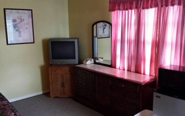 Shamrock Motel
