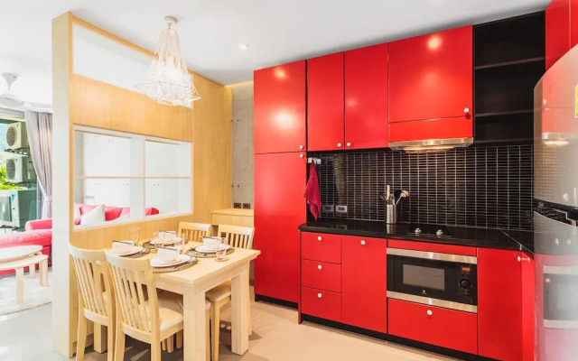 Condo in Nai Harn in ReLife 15-123-210