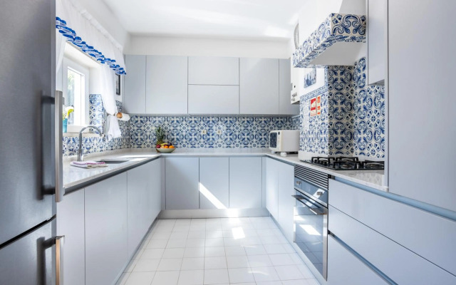 Sea Blue Apartment - Luz Ocean Club