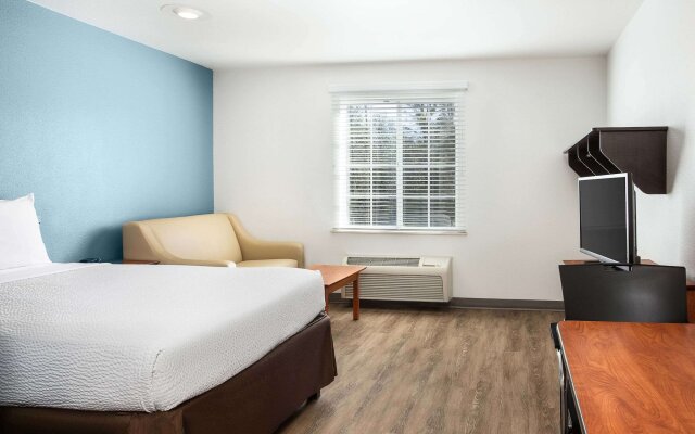 Extended Stay America Select Suites - Gulfport